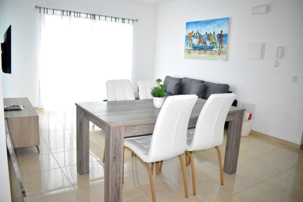 Lovely - Luxury 3 Bedrooms 500M From The Beach. Santa Maria Exterior foto